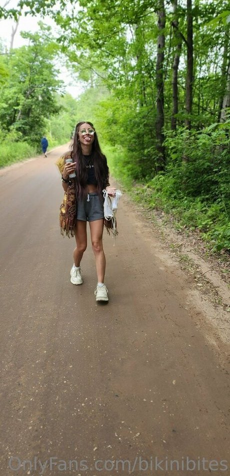 bikinibites hd sexy foto