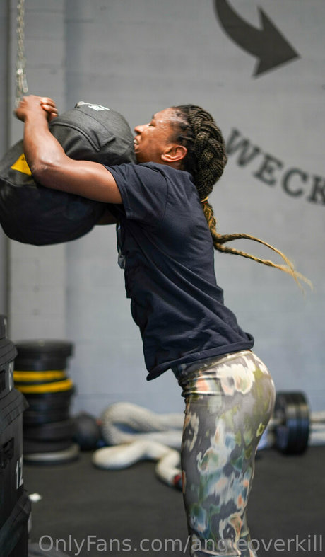 angieoverkill freie kunst archiv