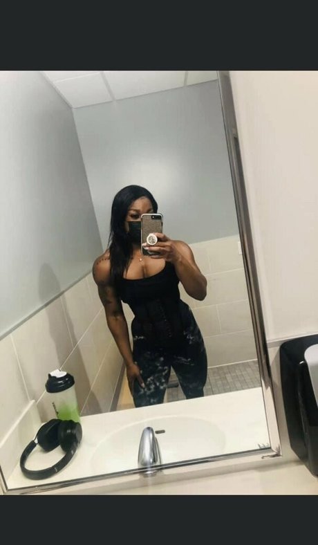 ebonymuscle porno pornostar archiv