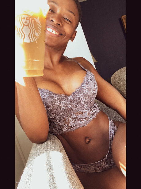 jasdane hübsche nacktheit bild