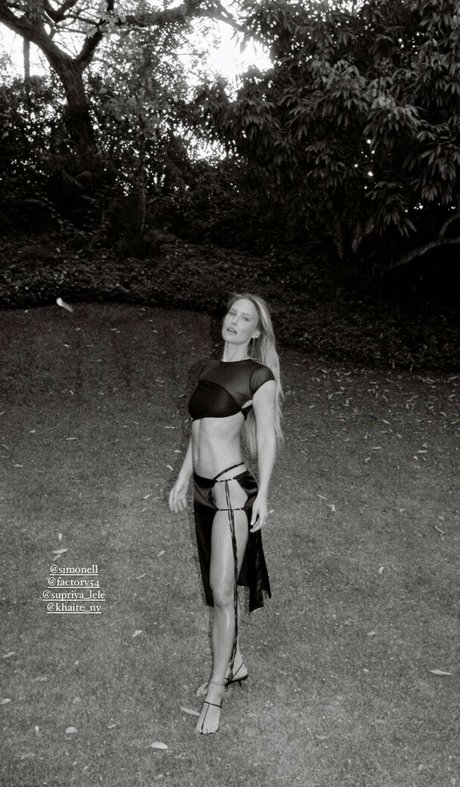 Bar Refaeli nackt hd bilder