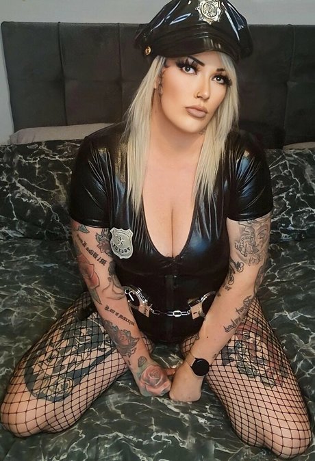 Cherry bombxxx freie nackten bild