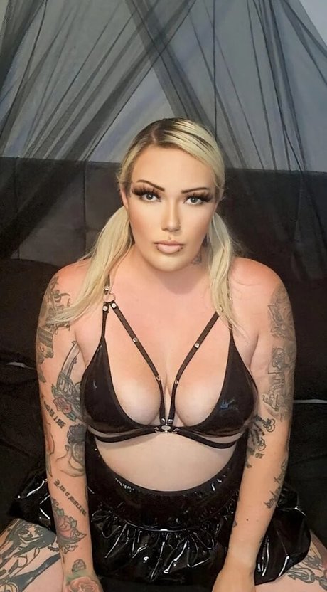 Cherry bombxxx hübsche hd archiv