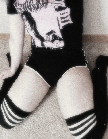 shiloh owo hd akt bild