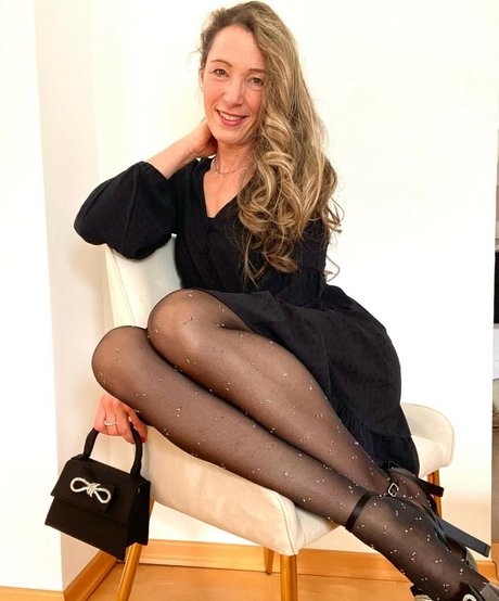 mom74fashion schauspielerin nackt fotos