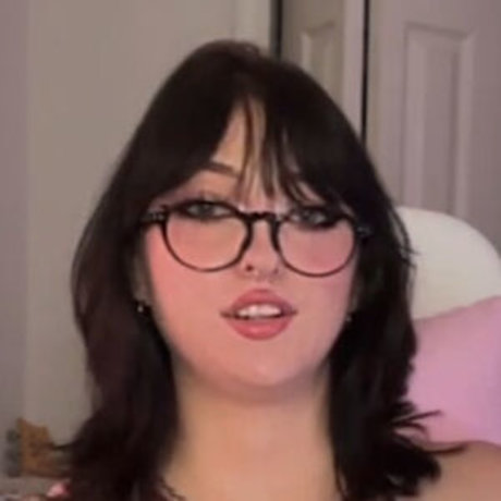 Julia neis hübsche schöne bild