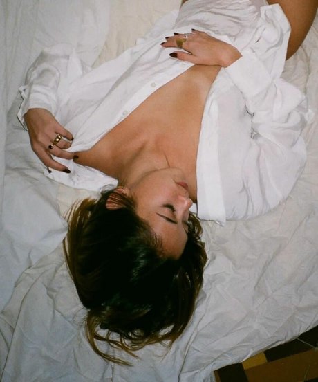 teen pussy onlyfans heiße schöne foto