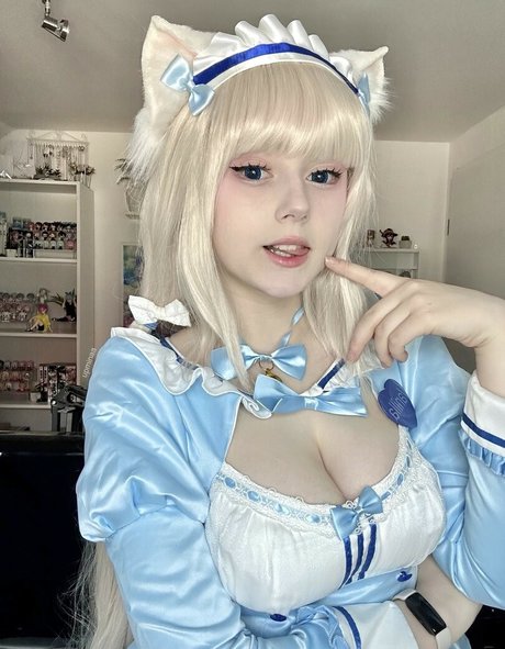 Upminaa kunst akt fotos