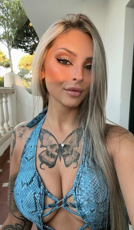 Lenscha fluture erotische kunst foto