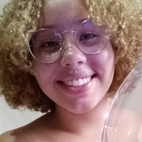 SafiraPhan pornographische galerien