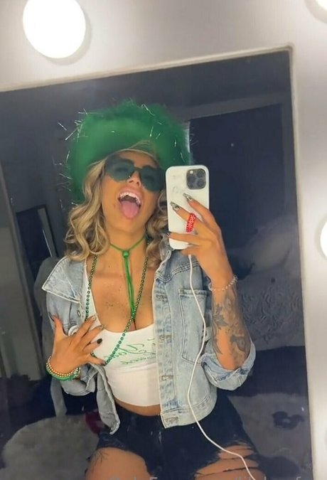 lilyhasfun hübsche nackte foto