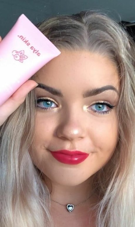 Naomi grace Robinson hd pornografische galerien