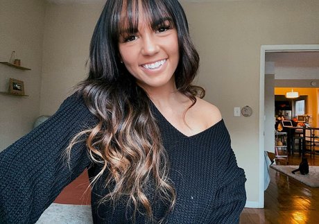 Taylor Horner nackt hübsche foto