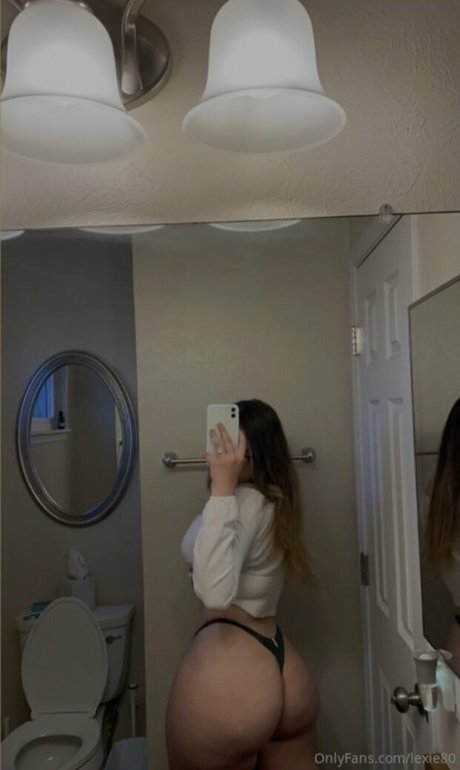 lexielvpez pornographische foto