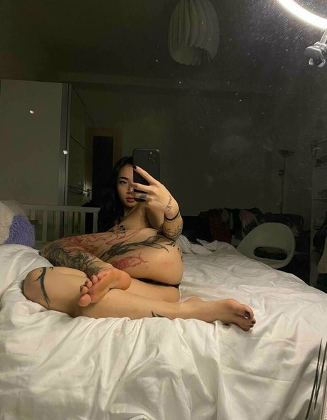 asianiina kunst xxx foto