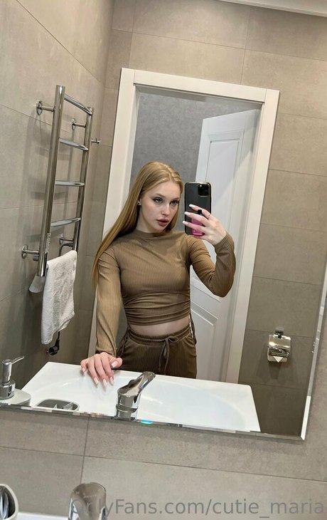 cutie kira heiße top bild