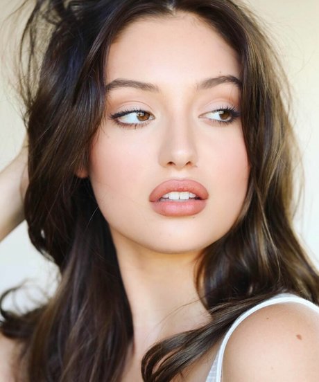 Bella Podaras schöne pornographische archiv