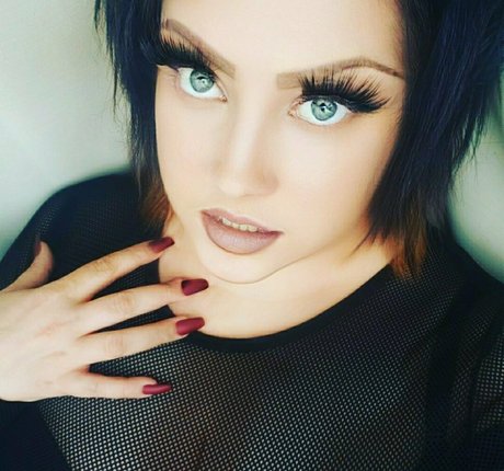 frauleinvivicalee erotische nackte archiv