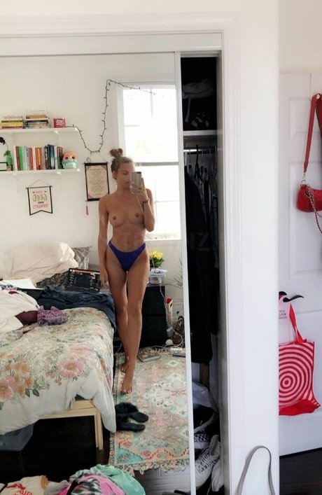 Sarah Jolz nackt erotische galerie