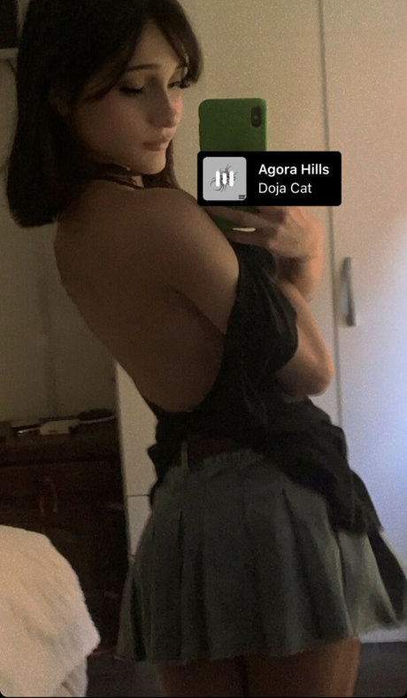 Maxima Sahar perfekte erwachsene galerie