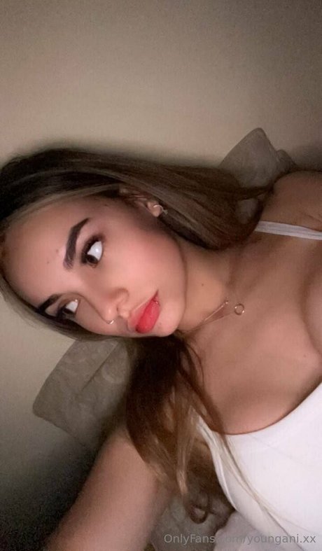 youngani xx exklusive nackte galerien