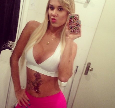 Anita Evelyn xxx hd foto