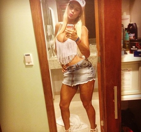 Anita Evelyn erotische kunst bild