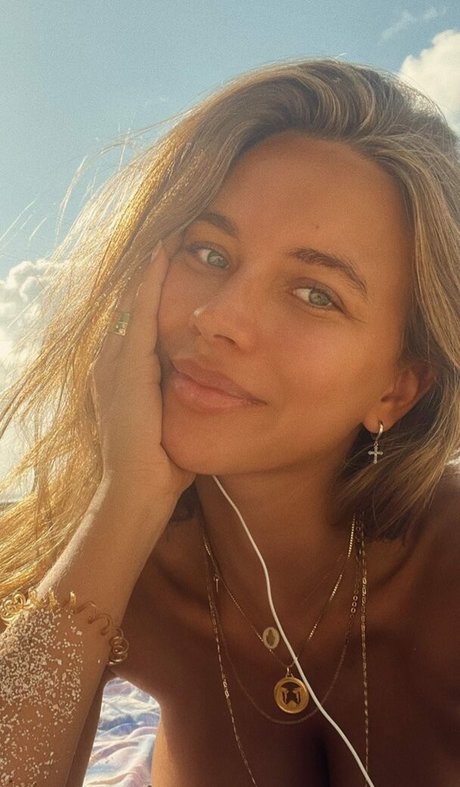 pia__kim kunst akt galerien