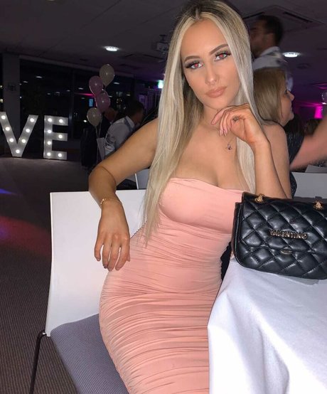 Faylee Oxenham top pornostar galerie