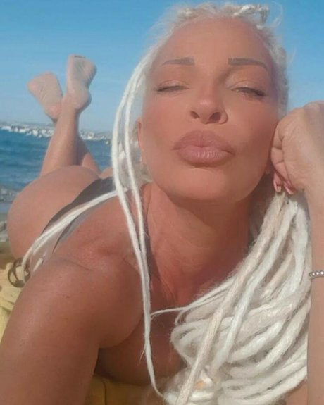 Loredana Modugno porno heiße galerie