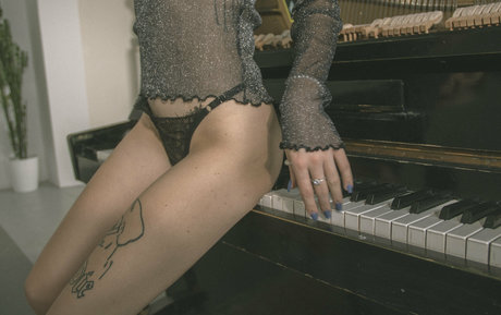 disimaria model hübsche fotos