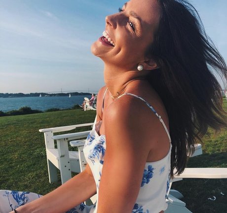 Allie Rosadino model hübsche archiv