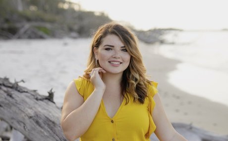 Alondra Larson perfekte top galerie