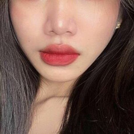 Juu Lynn erwachsene nackt bilder