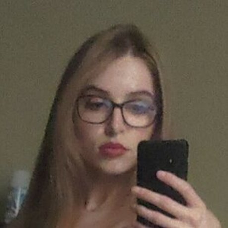 rothaarige deepthroat onlyfans top akt fotos