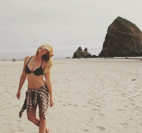 Kayla Rundle erotische top galerien