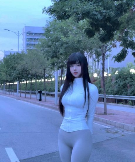 Daturakisses heiße nacktheit archiv