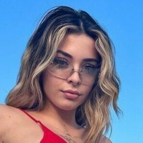 Gretadeltoro schauspielerin kunst fotos