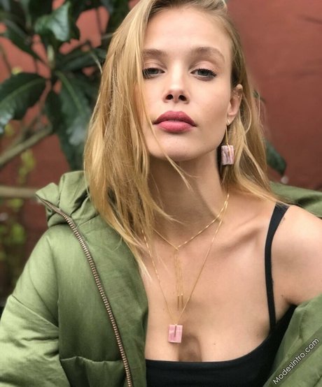 Allie Leggett beste porno fotos