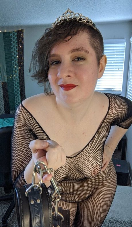 wednesdayeve free schauspielerin erotische bild