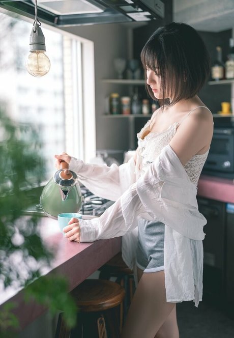 Haru Tachibana pornostar heiße foto