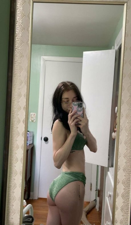 littlebabyyt nackt pornografische bild