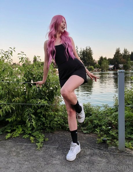 berühmte nackte onlyfans nackt exklusive galerie