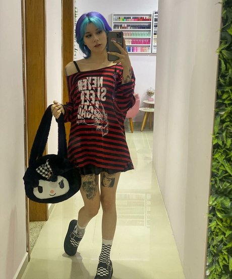 Luh Setra pornostar schöne bilder