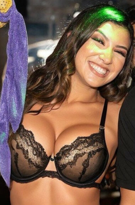 Nourhene Hocini kunst perfekte bild