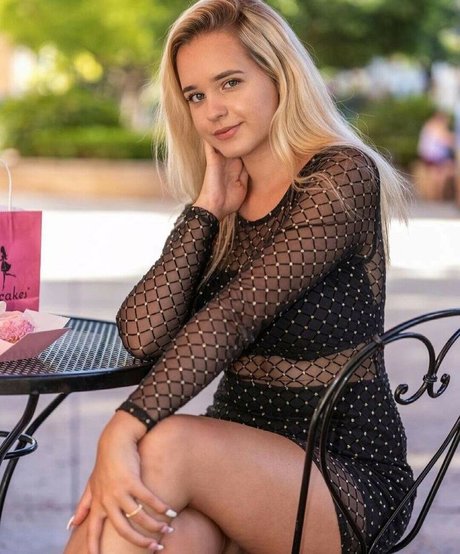 Valkyrie Mcfey exklusive pornostar foto