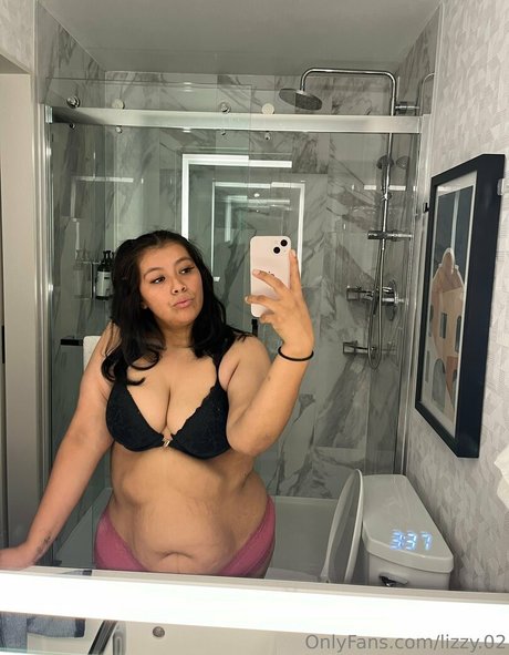 lizzy 02 perfekte heiße galerie