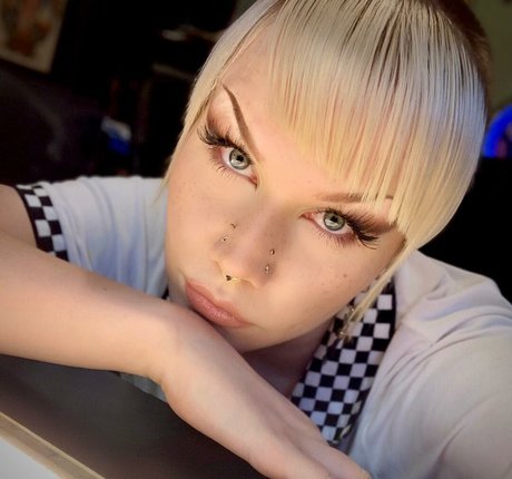 Danni Kancho hübsche beste foto