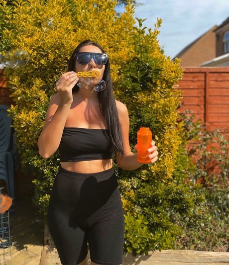 Chloe Reynolds freie nackt archiv