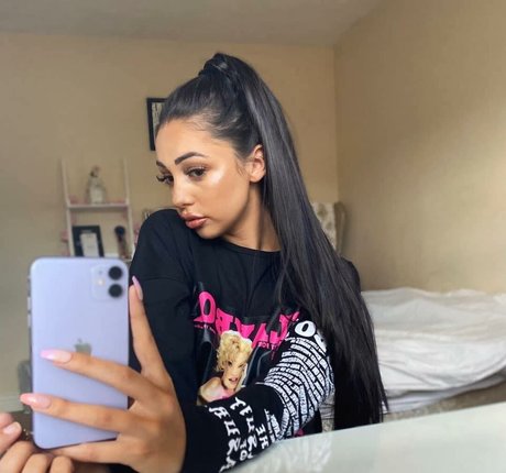 Chloe Reynolds nacktheit freie bilder